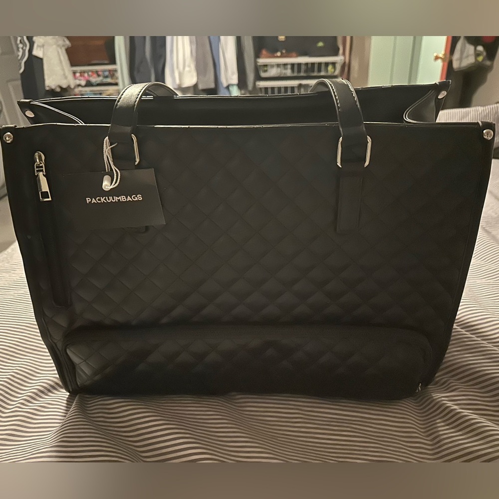 Packuum Black Tote Bag w/ Built in Lunch Storage